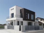 朝日と共生する家